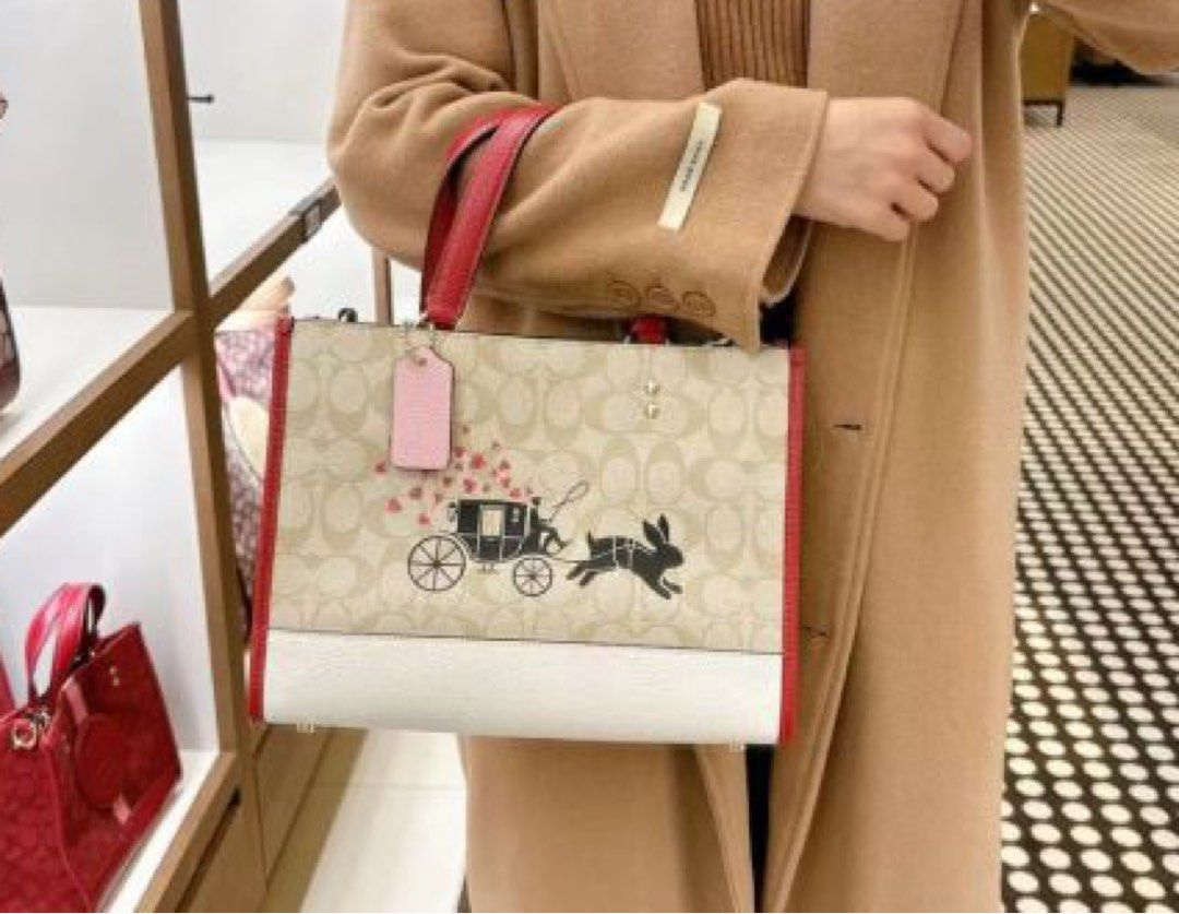Coach Carriage Rabbit Tote Bag, Women's Fashion, Bags & Wallets, Tote ...