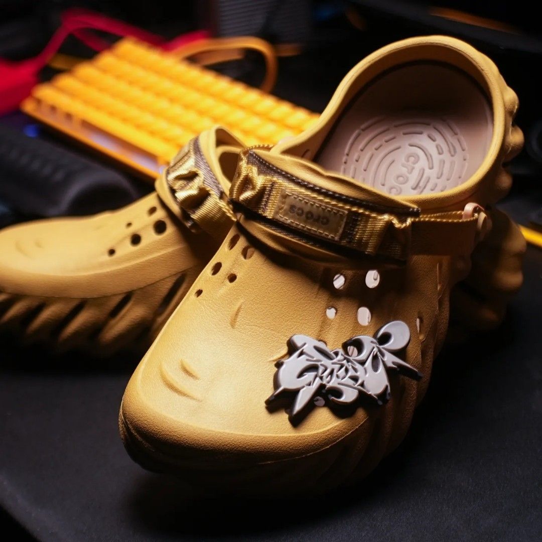 Crocs Echo Clog Tokyo GUCCIMAZE jibbitz Men s Fashion Footwear