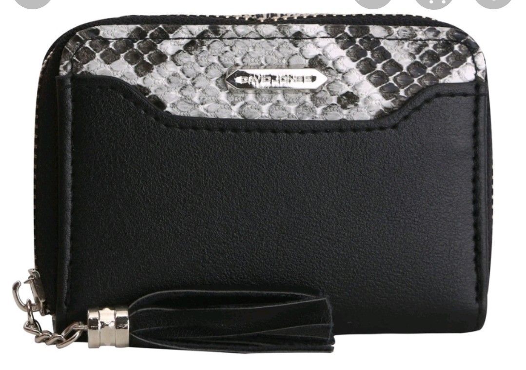 David Jones short wallet, Luxury, Bags & Wallets on Carousell