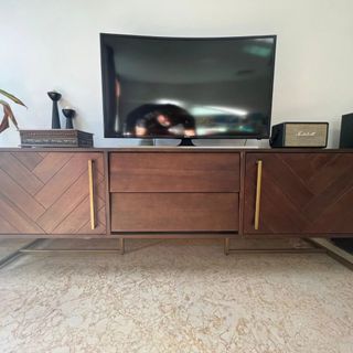 (Category: ) located in . Submitted by elisai (Listing ID 1217110656, Image 1). Description: .