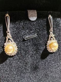 Diamante Negra/Majestic pearls earrings