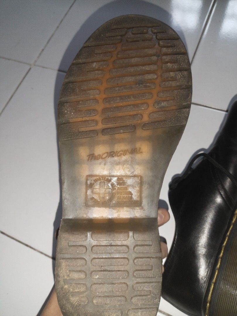 Ciri ciri docmart original 2025