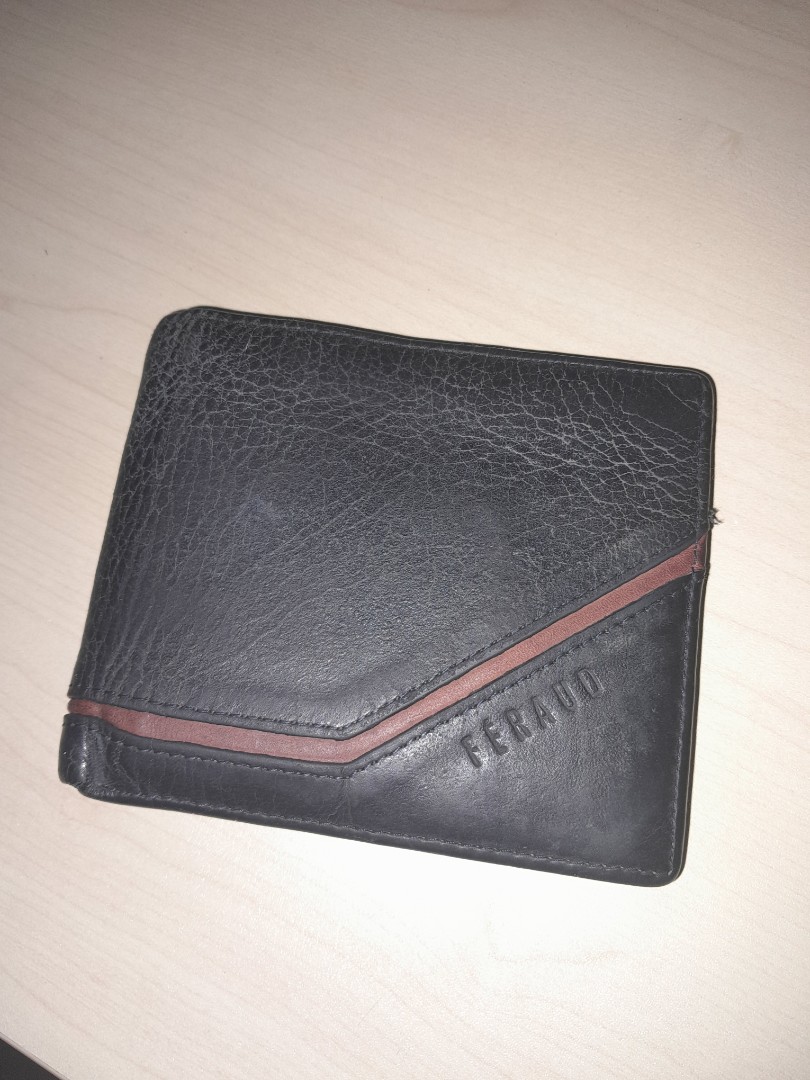 authentic Feraud Paris wallet - genuine leather, Men's Fashion, Watches &  Accessories, Wallets & Card Holders on Carousell
