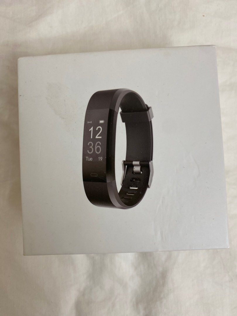 Fitness Tracker YG3 Plus Mobile Phones Gadgets Wearables Smart Watches on Carousell