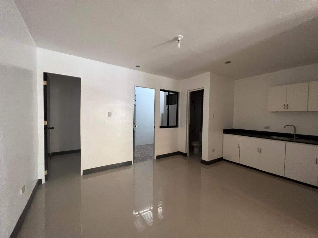 Flood Free Townhouse For Sale in Fortune Marikina (Category: Townhouse) located in Manila. Submitted by Riz1230 (Listing ID 1217191477, Image 3). Description: 10% DP Only! Flood Free 💯 House and Lot For Sale in Champaca Fortune Marikina Lot area: 70sqm Floor area: 99sqm 4BR 2T&B 1Carport 📌Price: 6,300,000 10% Downpayment 3mos to pay 90% thru bank financing For Inquiries/Viewing Appointment Kindly Direct Message or Call ☎️📞09914150991.