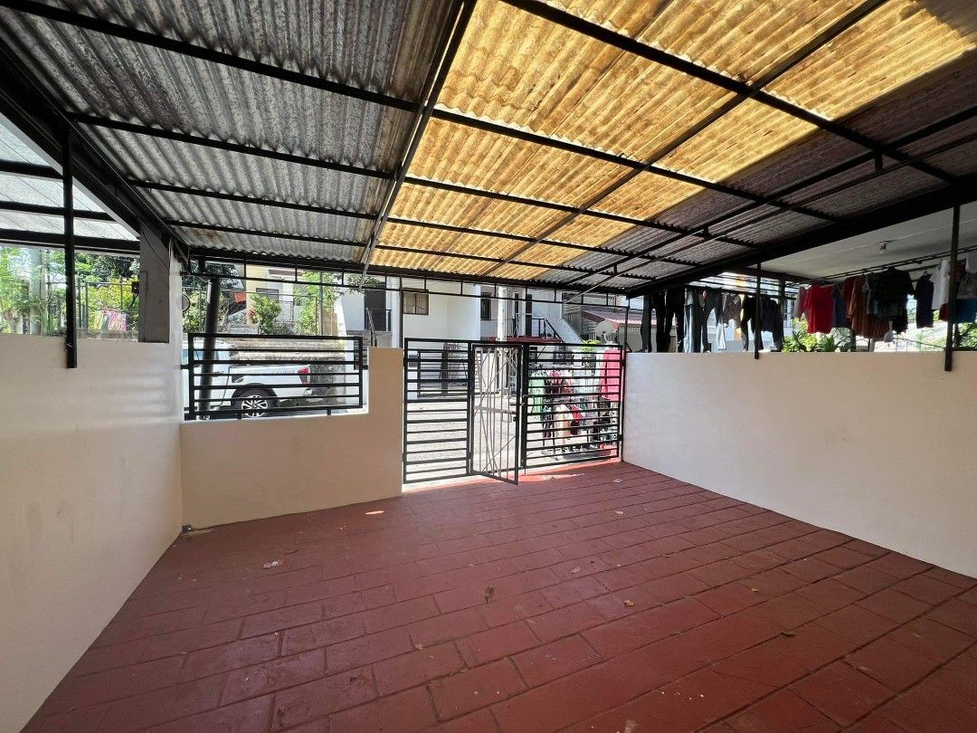 Flood Free Townhouse For Sale in Fortune Marikina (Category: Townhouse) located in Manila. Submitted by Riz1230 (Listing ID 1217191477, Image 2). Description: 10% DP Only! Flood Free 💯 House and Lot For Sale in Champaca Fortune Marikina Lot area: 70sqm Floor area: 99sqm 4BR 2T&B 1Carport 📌Price: 6,300,000 10% Downpayment 3mos to pay 90% thru bank financing For Inquiries/Viewing Appointment Kindly Direct Message or Call ☎️📞09914150991.