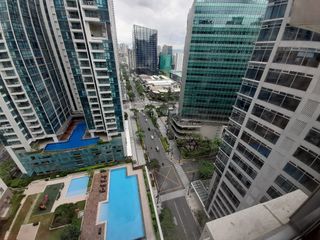 FOR SALE: 2BEDROOM THE MONTANE IN BGC with Parking Slot