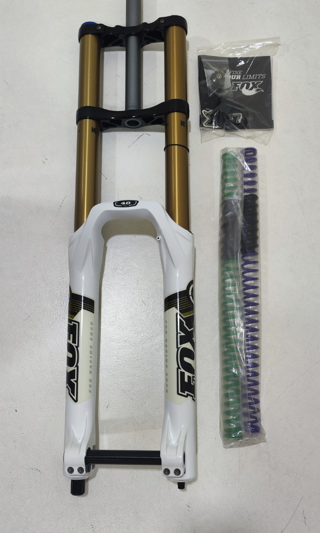 MTB fork Fox 40 coil wheel size 26