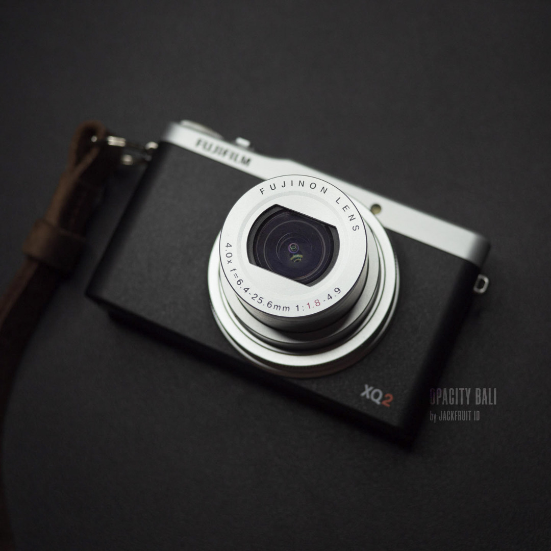 Fujifilm XQ2 Stylish Pocket Camera Sensor XTrans II, Fotografi di