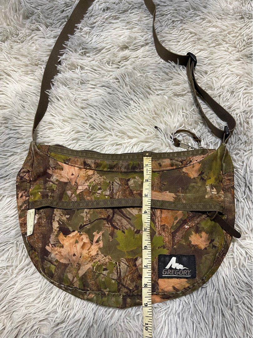 GREGORY Cottonwood Camo Satchel, Men's Fashion, Bags, Sling Bags ...