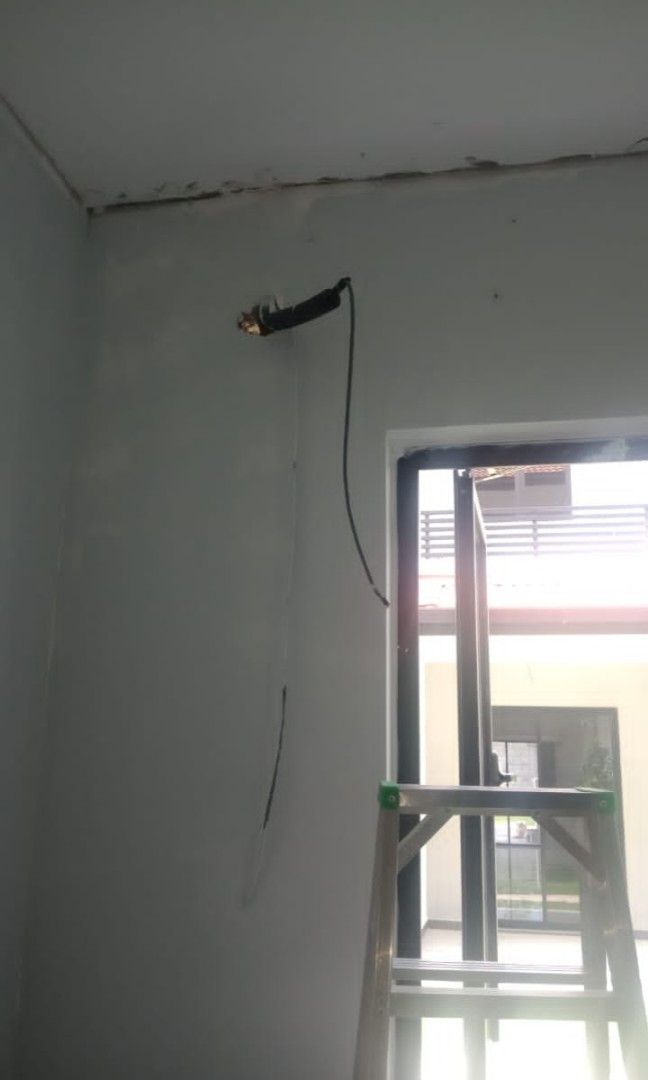 HACKING CONCEAL AIRCOND Pipe Electrical Wiring plaster Ceiling painting
