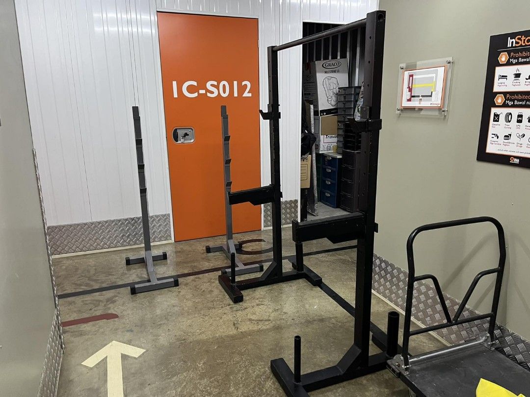 Heavy Duty Squat Rack with Pull Up Bar and Plate Holders Swap or Sale