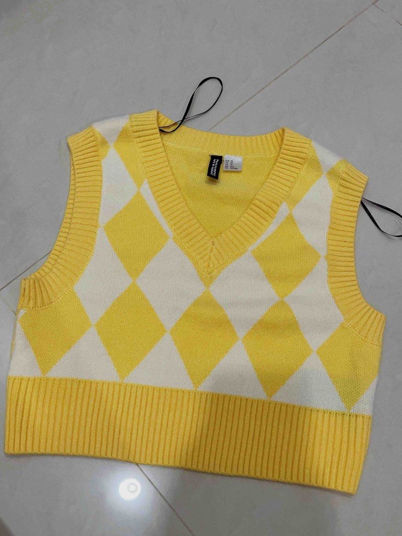 h&m yellow vest