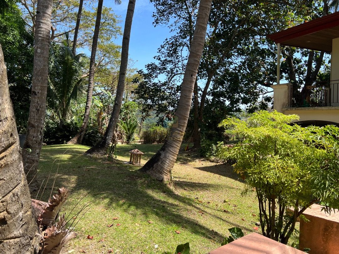 House for SALE East Kalayaan, Subic Bay Freeport Zone, Olongapo City