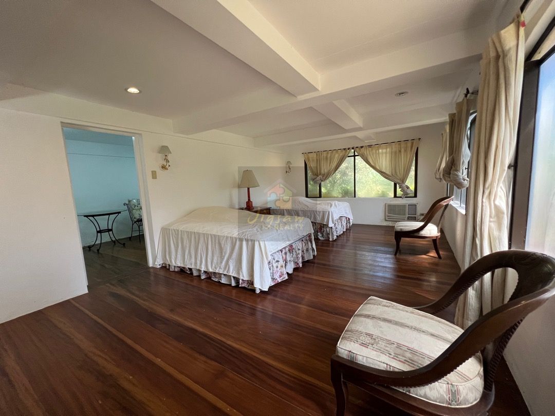 House for SALE East Kalayaan, Subic Bay Freeport Zone, Olongapo City