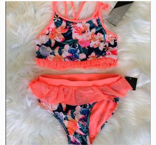 (Category: ) located in . Submitted by NicNatShop (Listing ID 1217072956, Image 1). Description: .