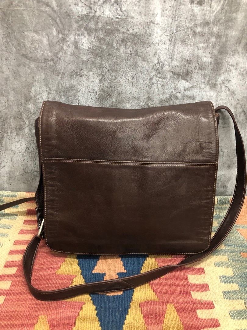 Latico Messenger Bag Men s Fashion Bags Sling Bags on Carousell
