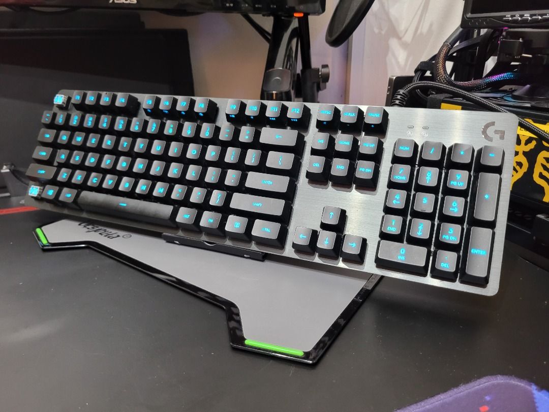 Logitech G512 Carbon (Linear) Lightsync RGB Mechanical Gaming Keyboard ...