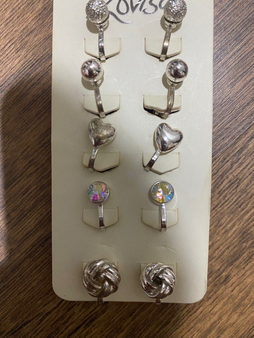 Lovisa clip on earrings hot sale