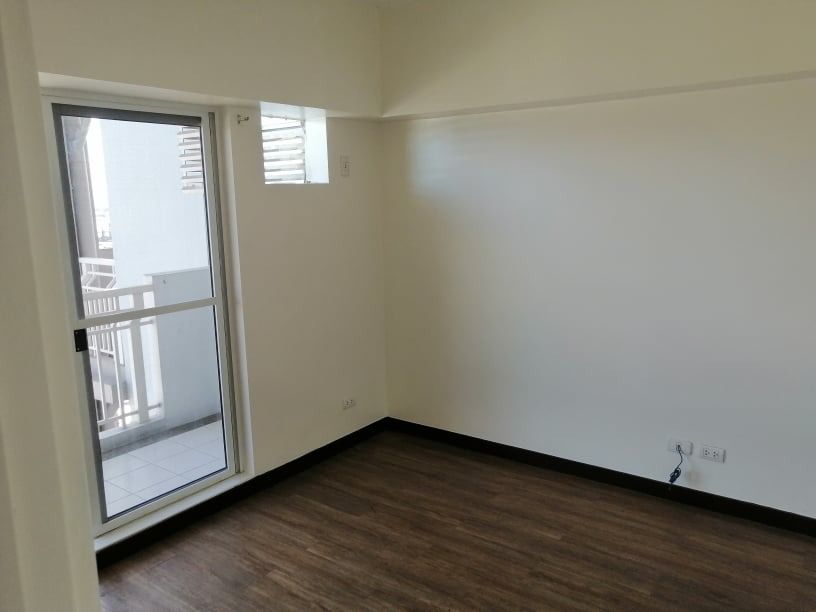 Stellar Place 2BR BEDROOM bare CONDOMINIUM FACING AMENITIES Located in