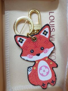 Louis vuitton keychain cat 