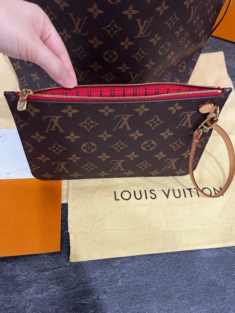 Louis Vuitton Mimosa Neverfull MM with pouch, Luxury, Bags & Wallets on  Carousell