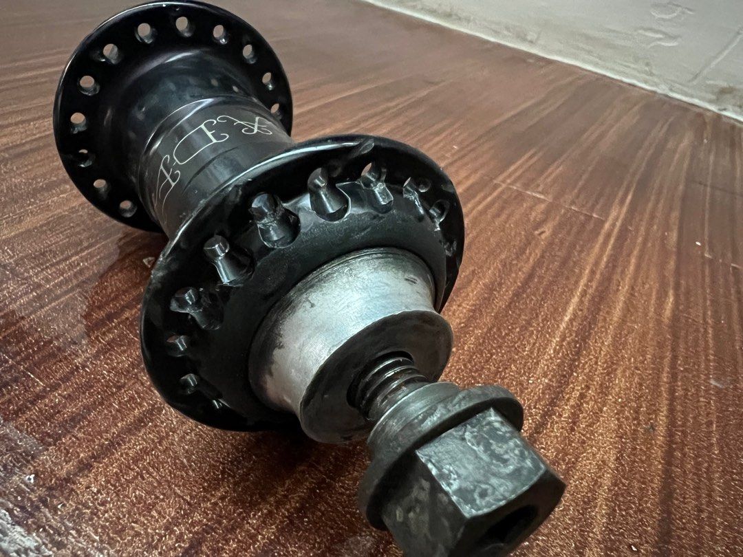 Madera front hub online