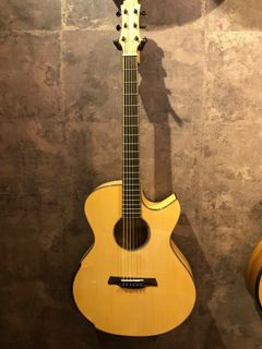 (Category: ) located in . Submitted by theguitarshop (Listing ID 1217145069, Image 1). Description: .