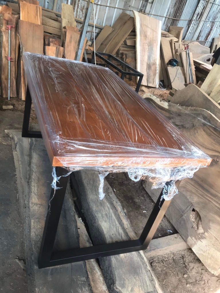 Mahogany Dining Table on Carousell