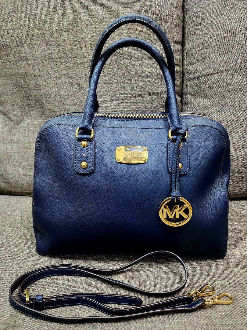 Michael Kors 2 way bag Women s Fashion Bags Wallets Cross body Bags on Carousell