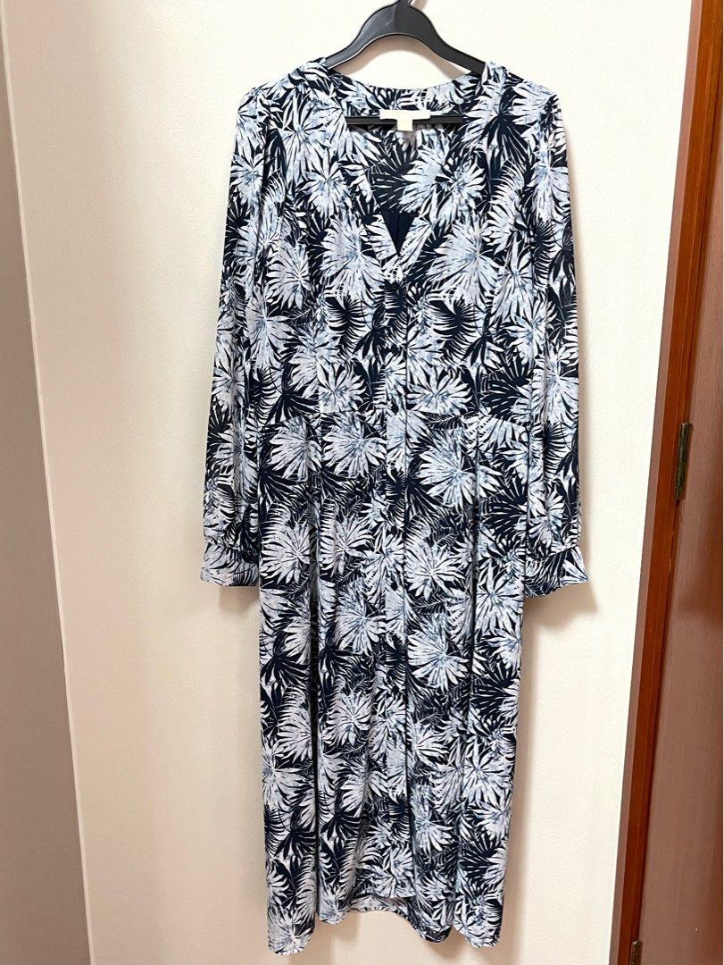 Michael Kors Long Summer Dress with Belt size L, Women's Fashion, Dresses &  Sets, Dresses on Carousell