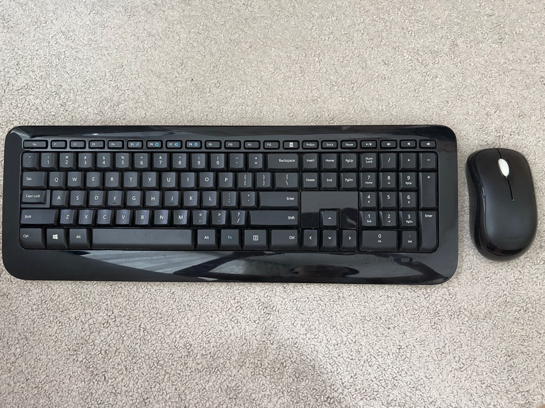 Microsoft keyboard and mouse set, Computers & Tech, Parts & Accessories