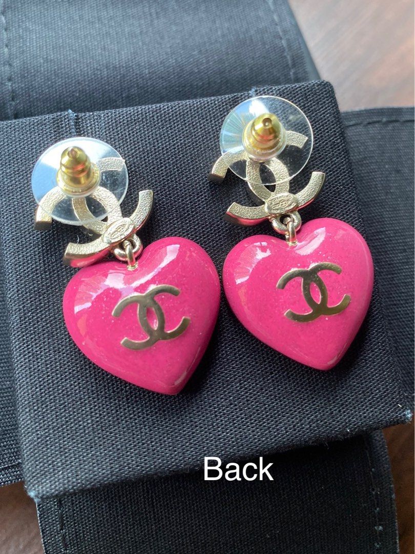 CHANEL, Jewelry, Chanel 23p Cc Heart Dropped Hoop Earrings