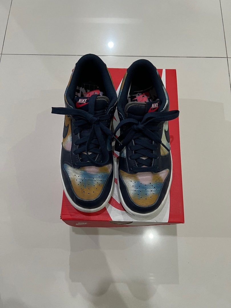 NIKE DUNK LOW SE 6.5Y OBSIDIAN/GRAFFITI (Category: Sneakers) located in Muntinlupa City. Submitted by king_declutter (Listing ID 1217142014, Image 1). Description: FOR SALE: AUTHENTIC NIKE DUNK LOW SIZE: 6.5Y COLOR: OBSIDIAN/BLUE/WHITE CONDITION: 9/10 or BETTER RFS: DECLUTTERING .