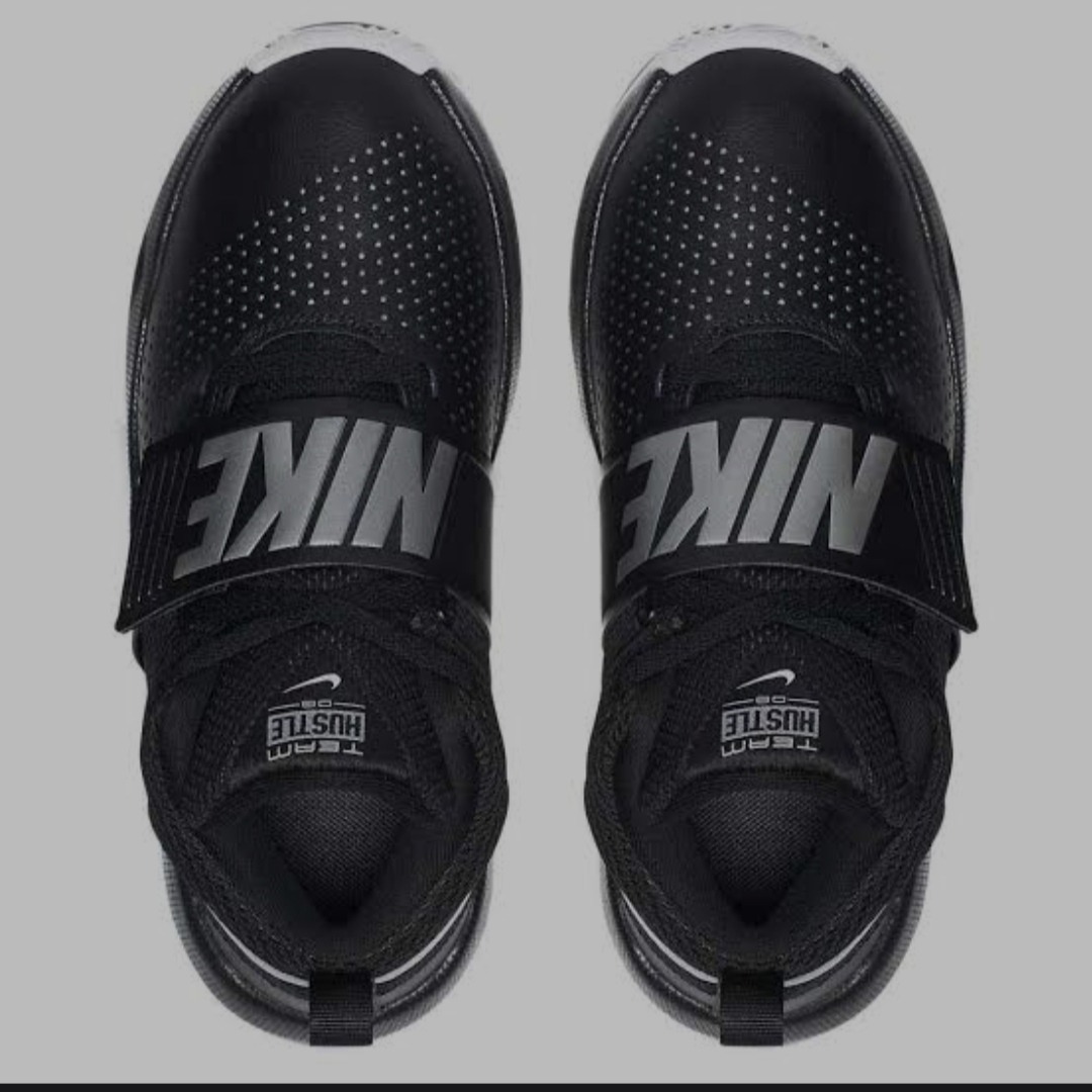 nike team hustle d 8