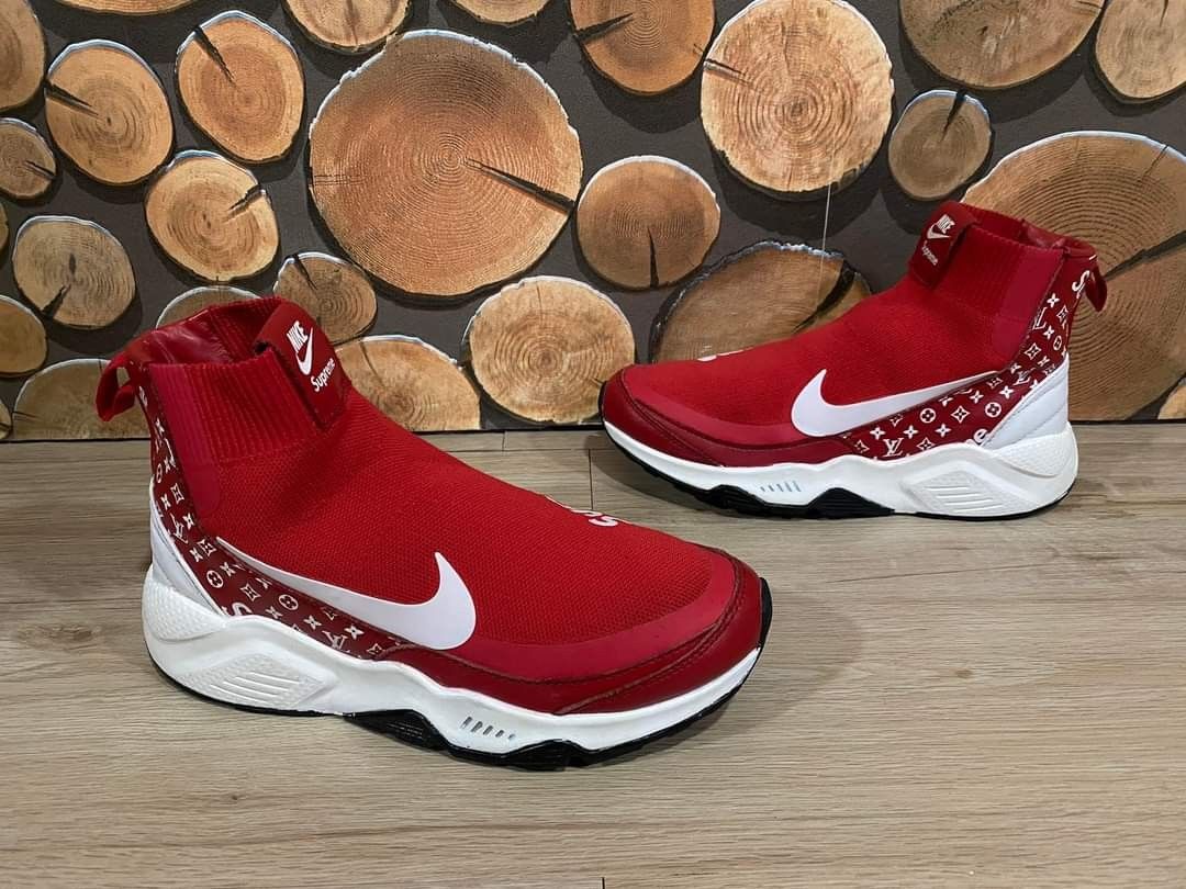 Nike X LV X Supreme sock shoes Fesyen Wanita Sepatu di Carousell