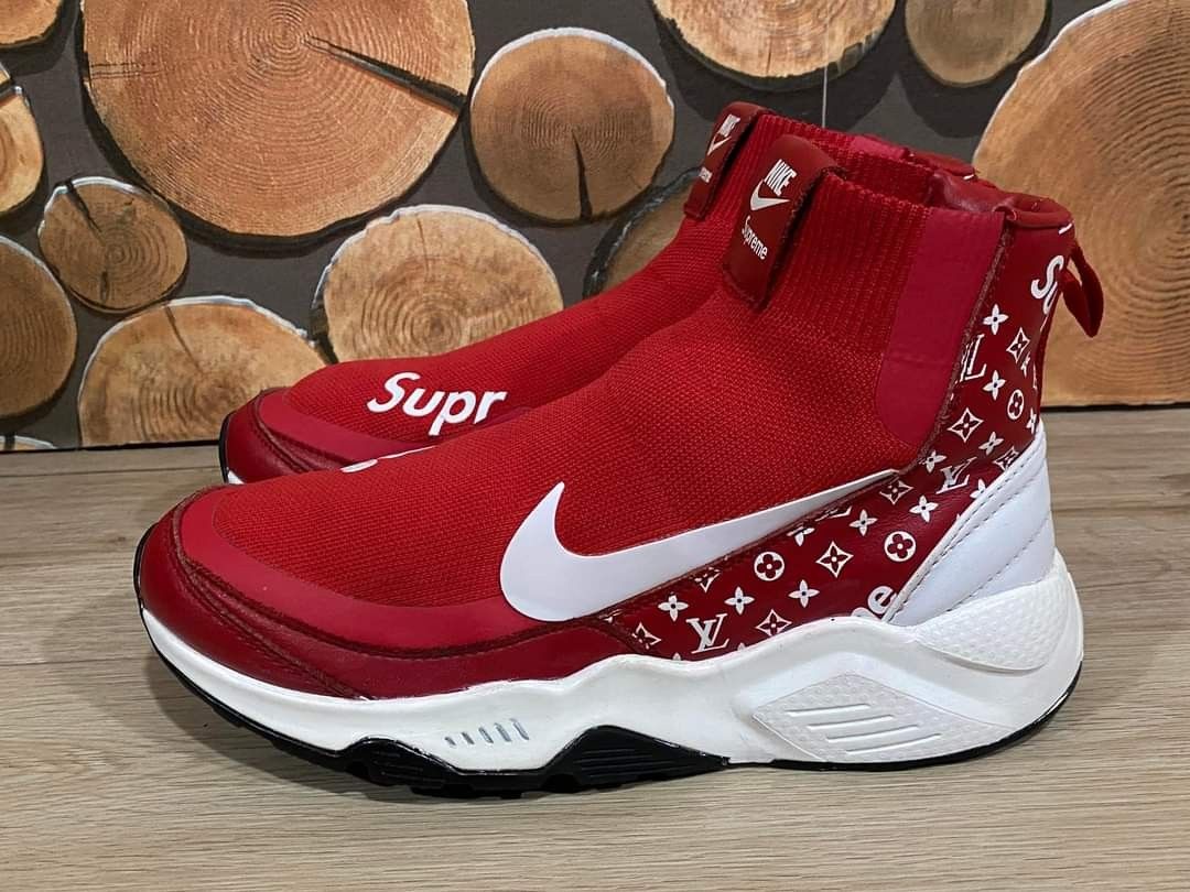 Supreme sock shoes shop