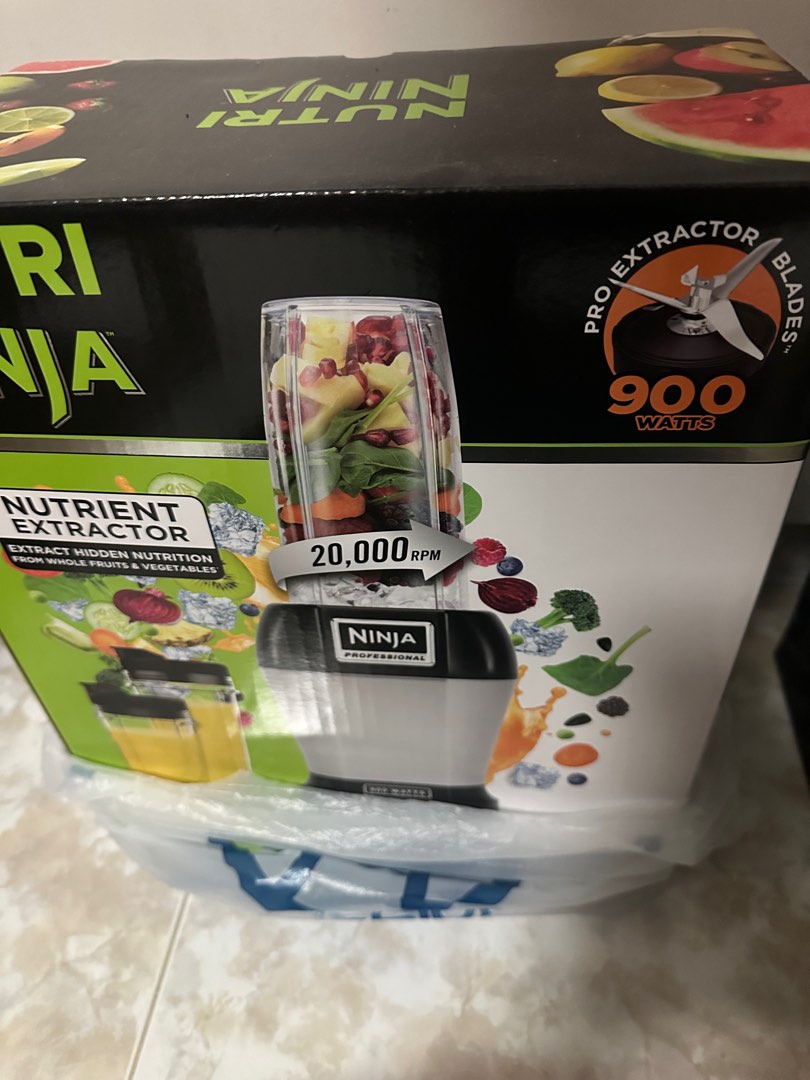 Nutri ninja blender 900watt, TV & Home Appliances, Kitchen Appliances