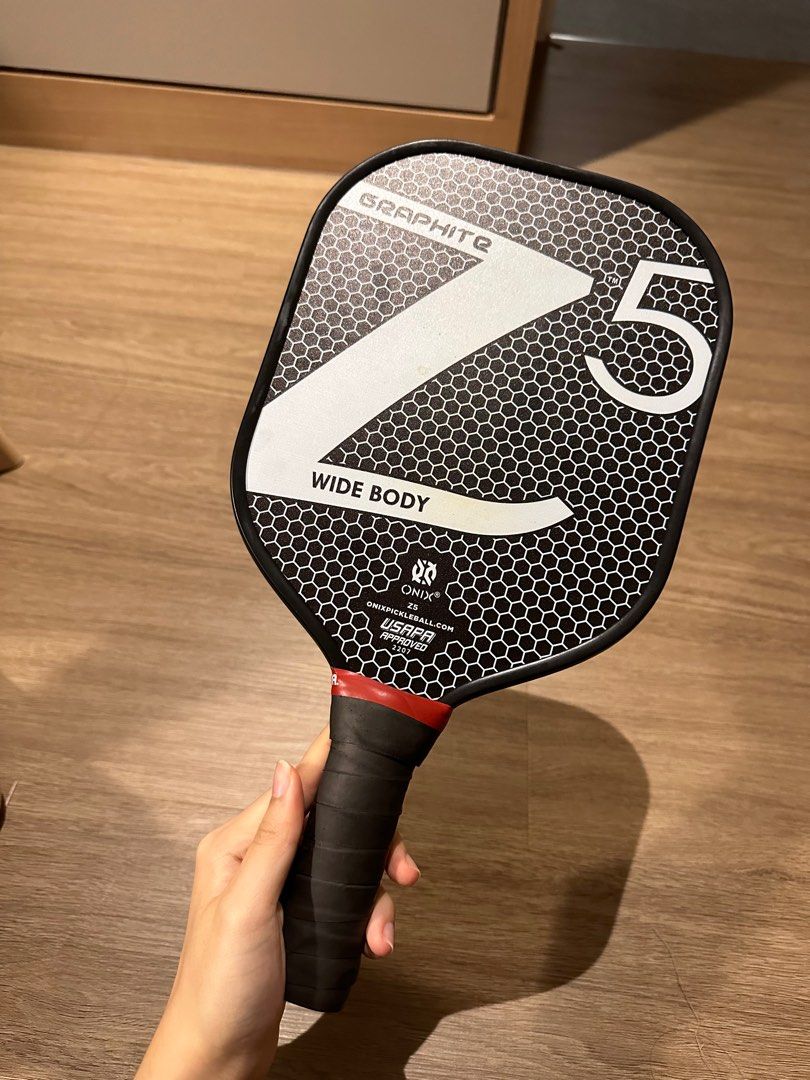 ONIX Graphite Z5 Pickleball Paddle, Sports Equipment, Sports & Games