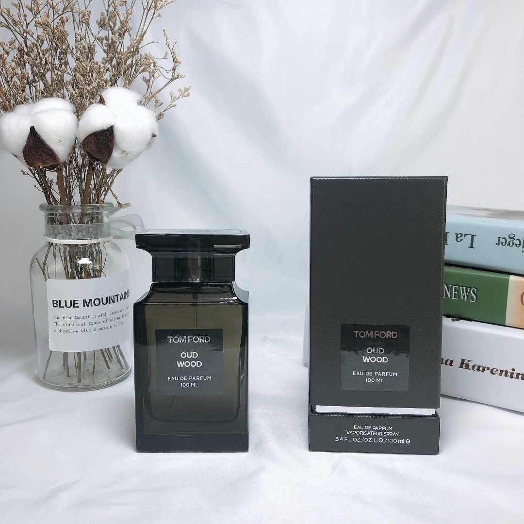 Oud Wood Tom Ford Perfume 100ml EDP, Beauty & Personal Care, Fragrance &  Deodorants on Carousell