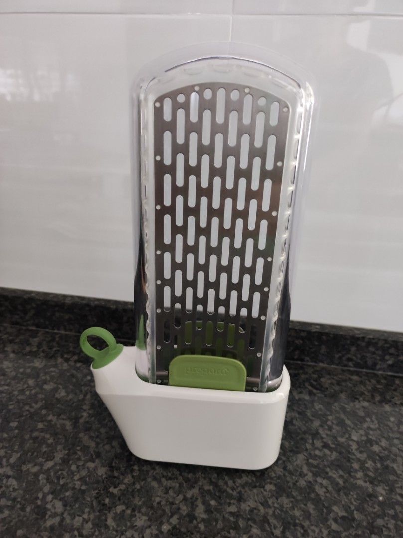 Prepara Eco Herb Savor Pod, Furniture & Home Living, Kitchenware