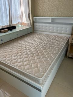 （分類：）位於 。 由 siennnac 提交（商品編號 1217075127，圖片 1）。簡介： 。