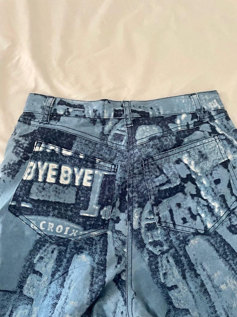 Rare Graphic Print Pants Y2K vibes (Category: Jeans) located in Taguig. Submitted by _billnai (Listing ID 1217204177, Image 1). Description: w: 26-28” (12.5” laid flat) l: 39” r: 10” - unique print!! (bought this in carousell as well++ hindi ko rin siya na gamit hehe) mop: gcash or cod but it depends kung nasa NCR ka lang :)) .