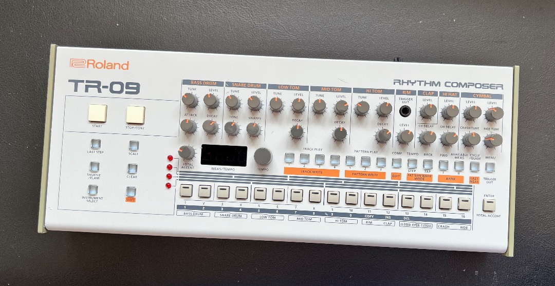 Roland Boutique Rhythm Composer TR-09