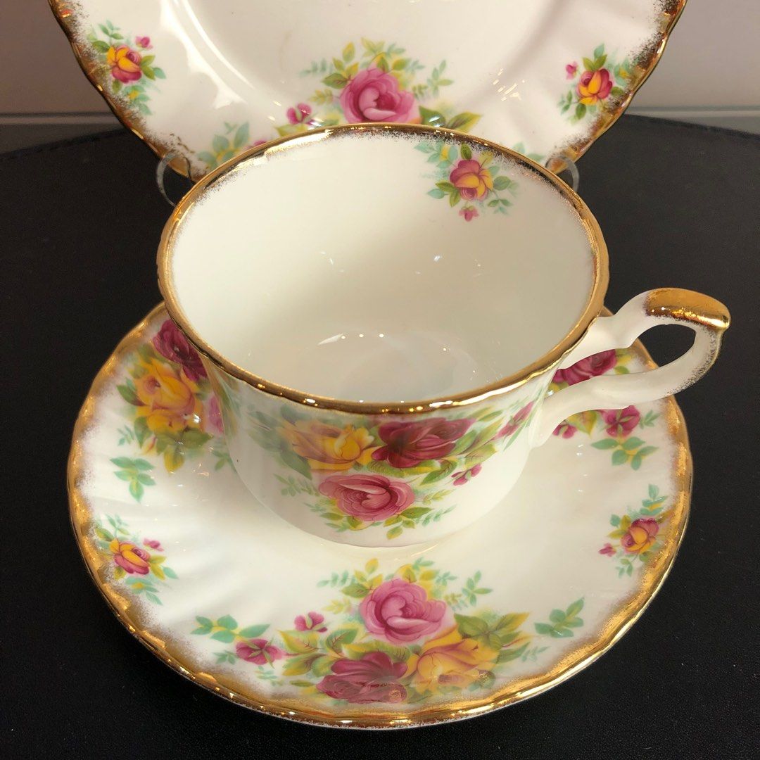 Royal Stafford Bouquet vintage tea set, Hobbies & Toys, Memorabilia