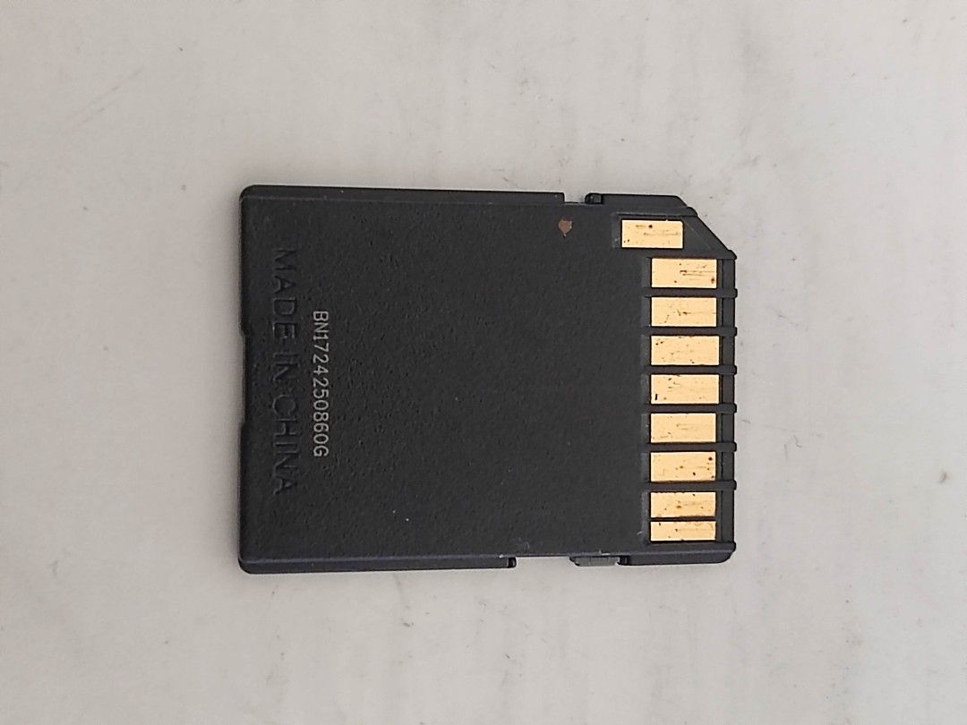 SanDisk 64 GB Extreme Pro V30 (Category: Memory & SD Cards) located in Quezon City. Submitted by poortwenty (Listing ID 1217059084, Image 2). Description: SanDisk 64 GB SD card Extreme Pro V30 600 LAST PRICE NO MERCY Make offer posted price for sure buyer Thanks.