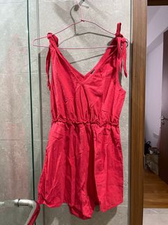 (Category: ) located in . Submitted by movingoutsale99 (Listing ID 1217140451, Image 1). Description: .