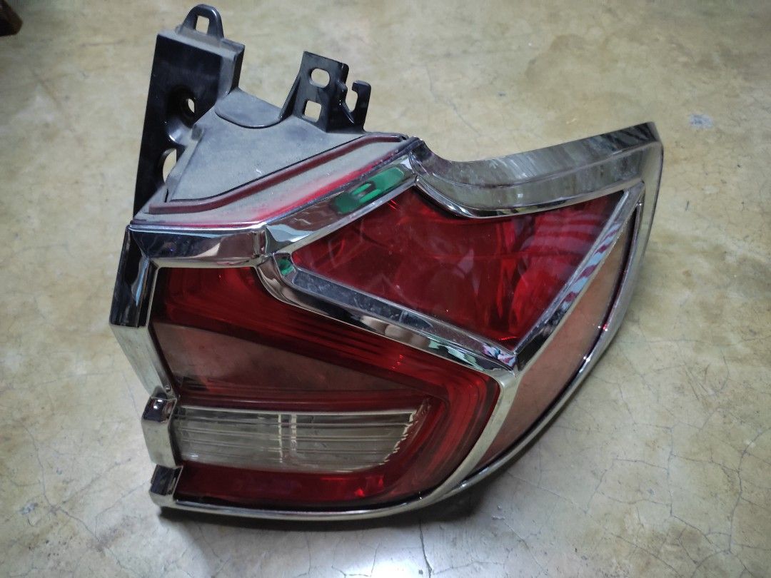 SUZUKI ERTIGA TAIL LIGHT (RIGHT) on Carousell