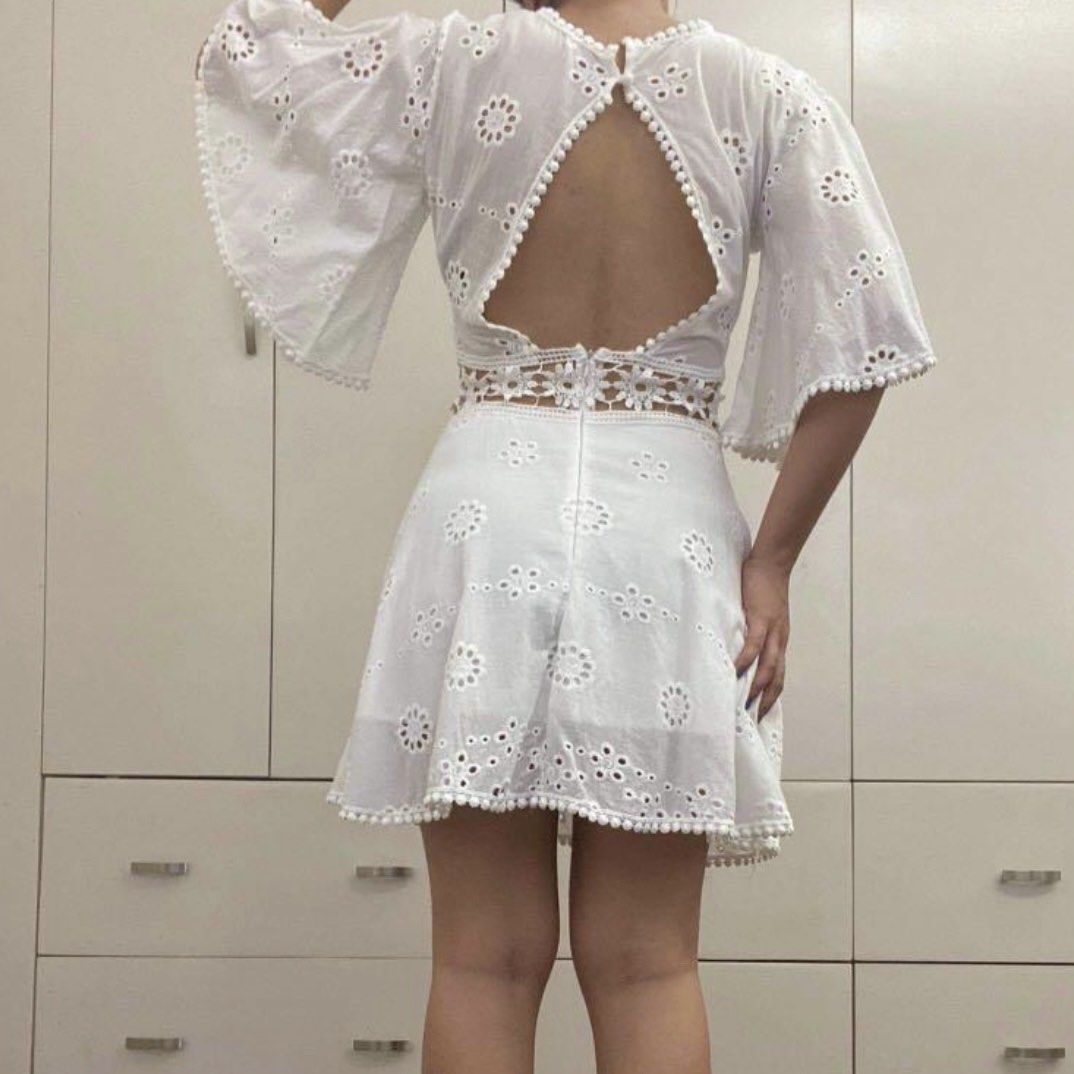 White backless eyelet mini dress (Category: Dresses) located in Quezon City. Submitted by sudo8 (Listing ID 1217040530, Image 2). Description: .