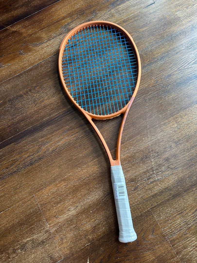 Wilson blade Roland Garros stringed, Sports Equipment, Sports & Games